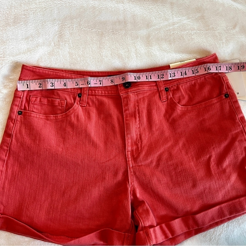 NEW Flag and Anthem High Rise Short size 12 / 31 Faded Red - Picture 6 of 9